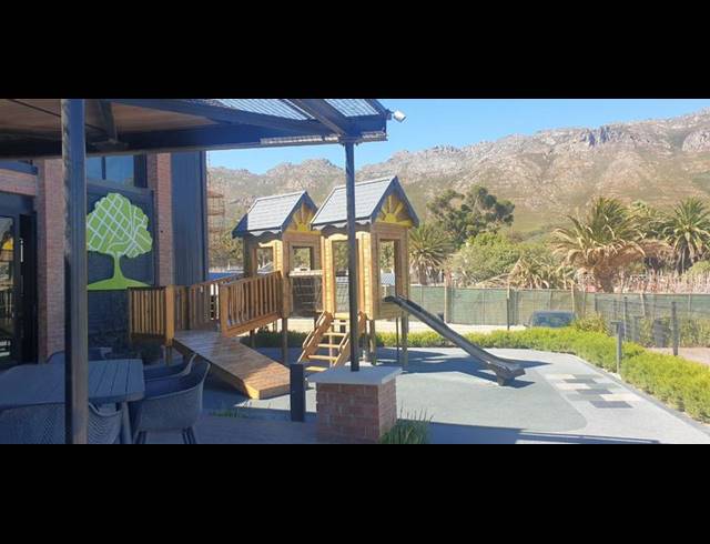 1 BEDROOM PROPERTY TO RENT IN GREENBAY ECO ESTATE